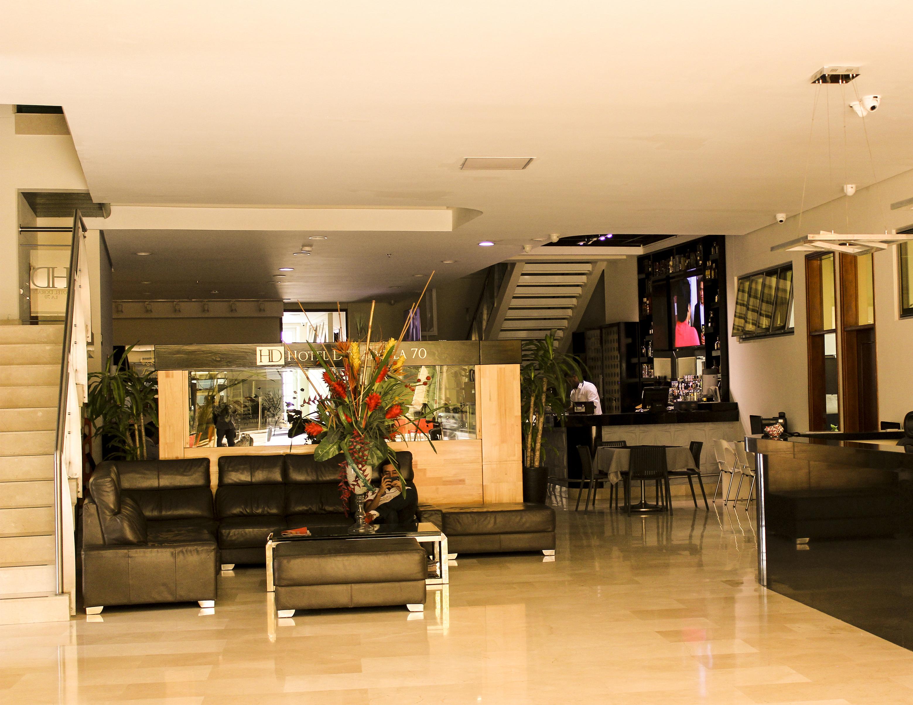 Hotel Dorado La 70 Medellin Ngoại thất bức ảnh