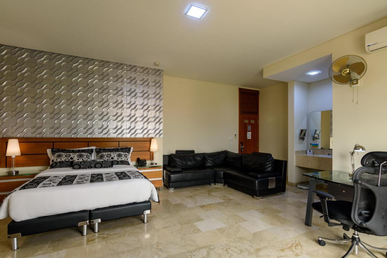 Hotel Dorado La 70 Medellin Ngoại thất bức ảnh